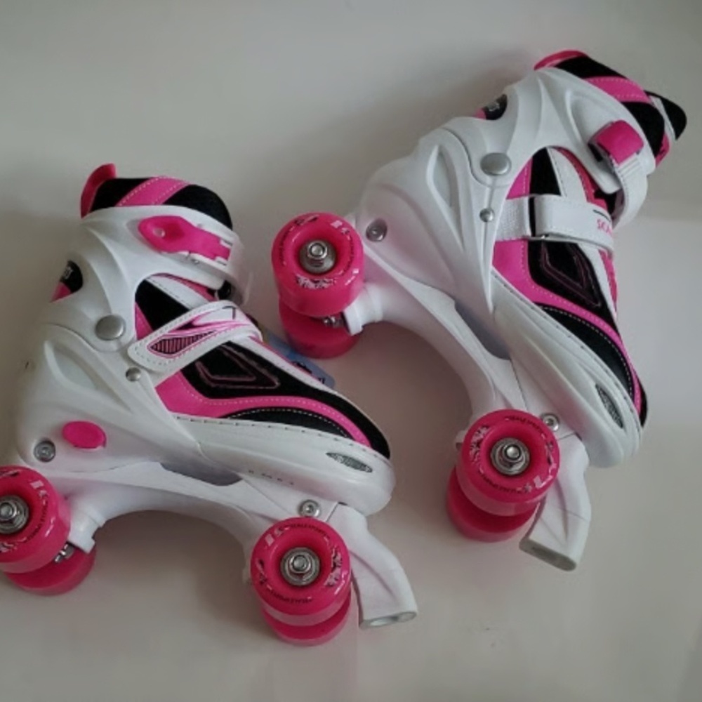 NIB Scale Sports Girls Adjustable Roller Skates Pink White Black Size 4-6 - Picture 4 of 8